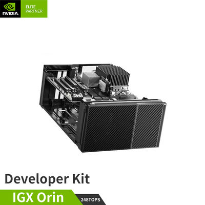 262.7 x 382 x 151.2 mm NVIDIA IGX Orin Developer Kit 940-23840-0001-000 Até 1705 TOPs